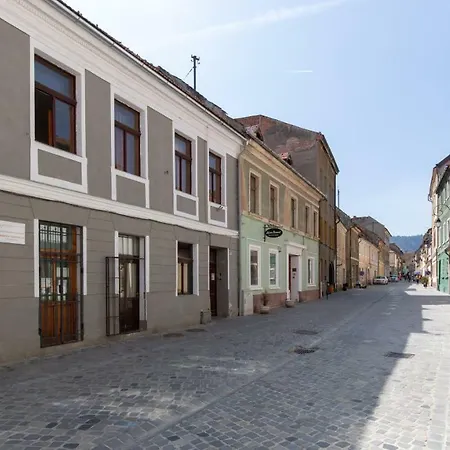 34 Strada Postavarului